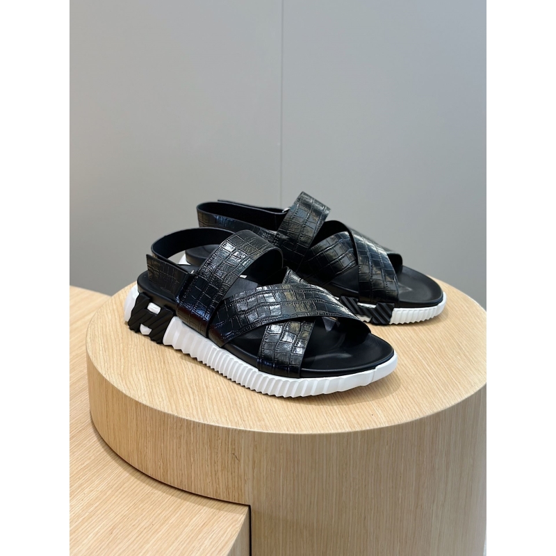 H**mes sandals